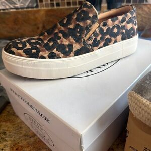 Steve Madden Leopard-Print Slip-On Platform Sneaker - Tan/Black used twice !
